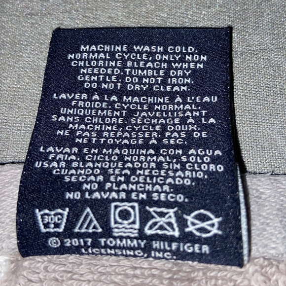 Tommy Hilfiger Hand Towel Neutral Stripes Tan & Off White - Picture 3 of 3